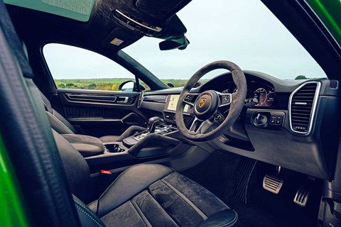 Porsche Cayenne Coupe interior 2023