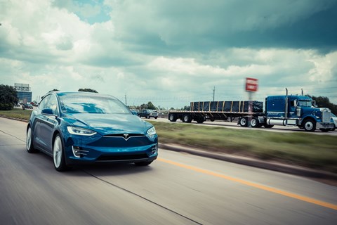 Tesla Model X vs Texas