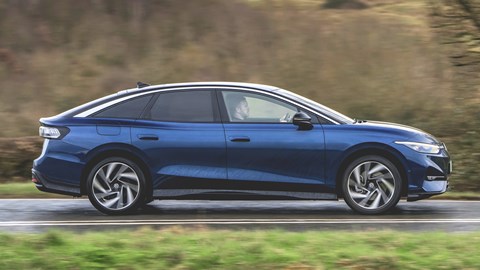 VW ID.7 profile driving