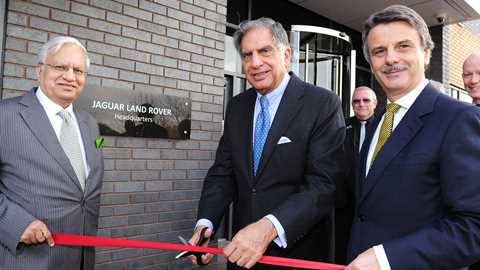 Ratan Tata (middle) with Jaguar Land Rover CEO Ralph Speth (right)
