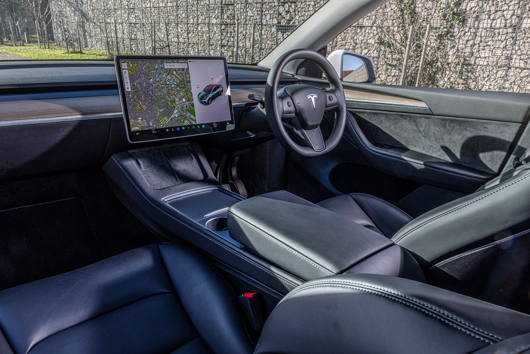 Tesla Model Y vs BMW iX1 vs Mercedes EQB group test review