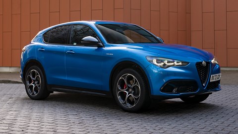 Alfa Romeo Stelvio - front three quarter