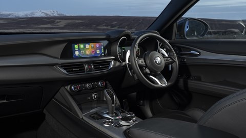 Alfa Romeo Stelvio - interior