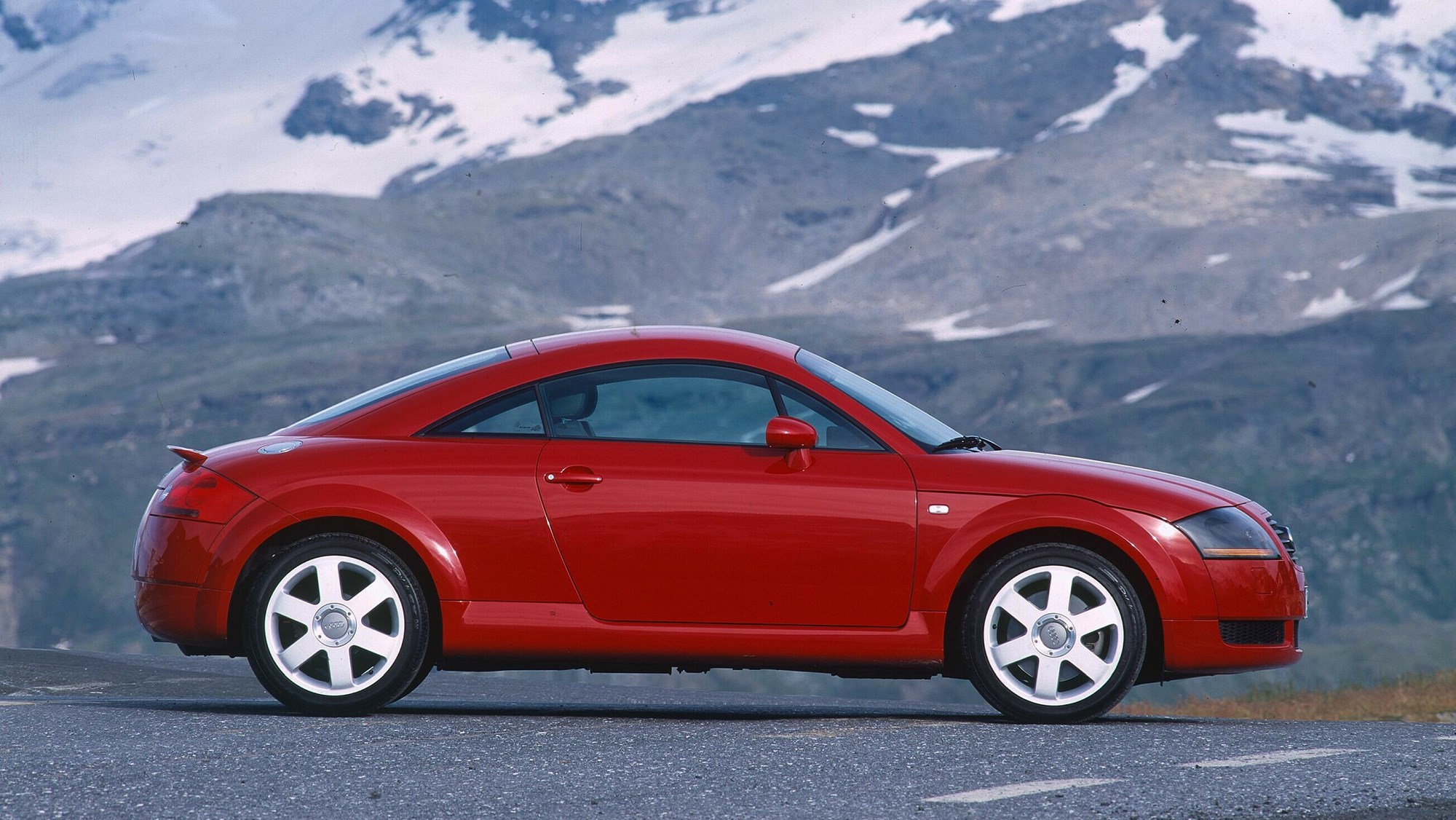 5 Most Iconic Editions of the 25-Year-Old, Soon-To-Be-Axed Audi TT Range -  autoevolution