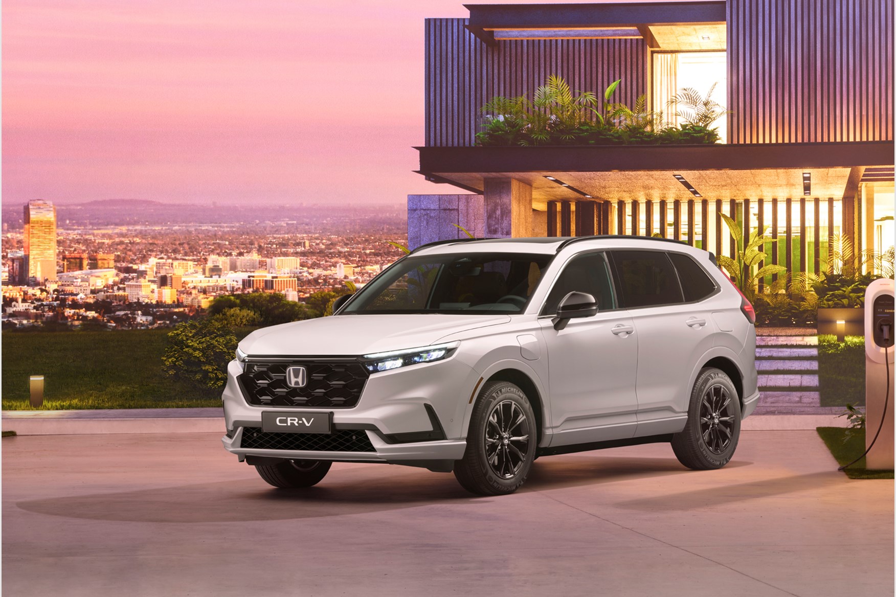 Next-generation Honda CR-V launched with new PHEV powertrain  CAR Magazine