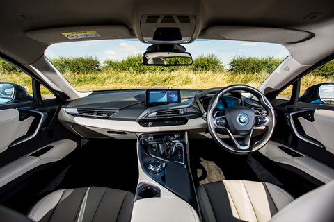 Bmw i8 deals mileage range