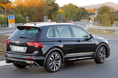 2017 VW Tiguan R spyshots