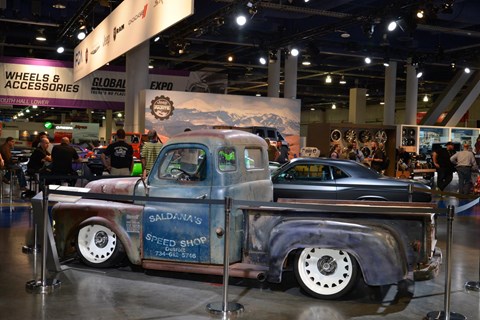 A 1950s Dodge pick-up: classic modding style