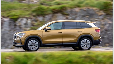 Skoda Kodiaq review - side profile dynamic