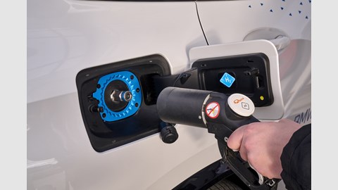 BMW iX5 hydrogen fuel cell (2023) review: the big bang