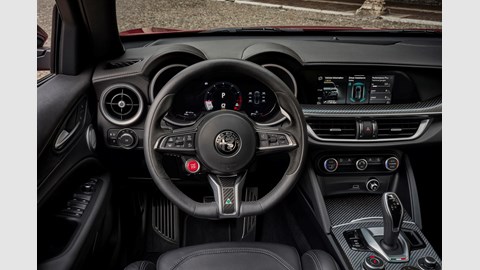 Alfa Romeo Stelvio Quadrifoglio interior