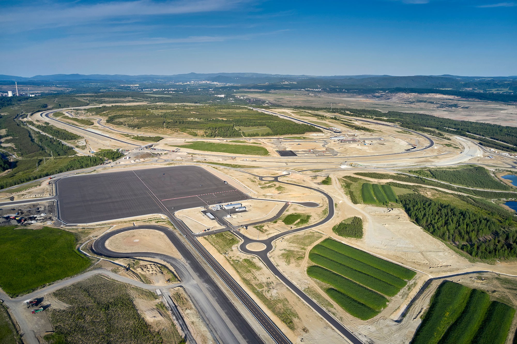 New €300m BMW autonomous driving centre opens in Czech Republic | CAR  Magazine