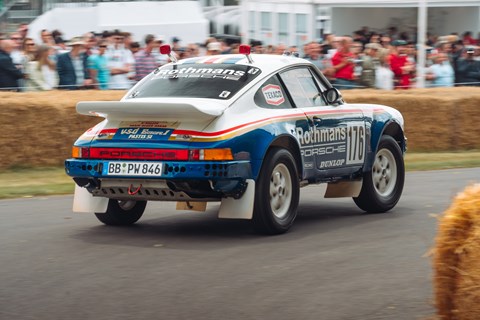 Porsche 911 (953) 4x4 Paris-Dakar rear