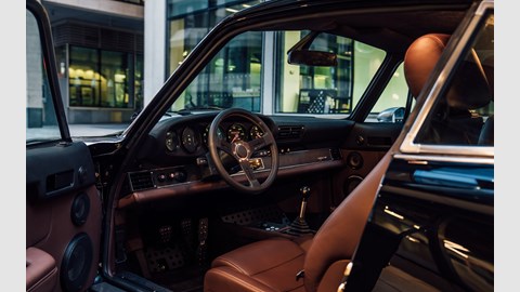 Theon Design ITA001 interior