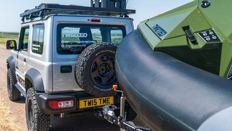 Suzuki Jimny by Twisted - towing