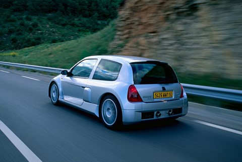 2001 Renault Clio V6 is a 3.0-litre mid-engined classic