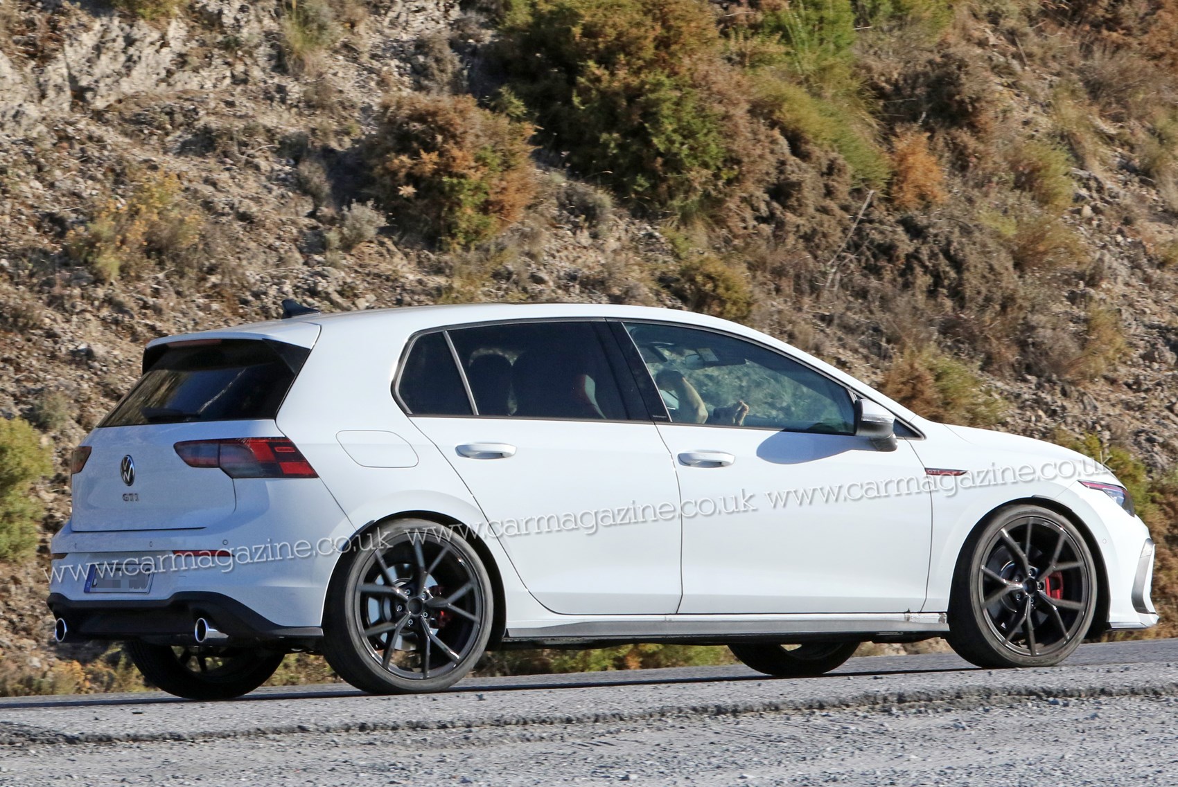 2024 Volkswagen Golf Facelift Spied Showing New Headlights