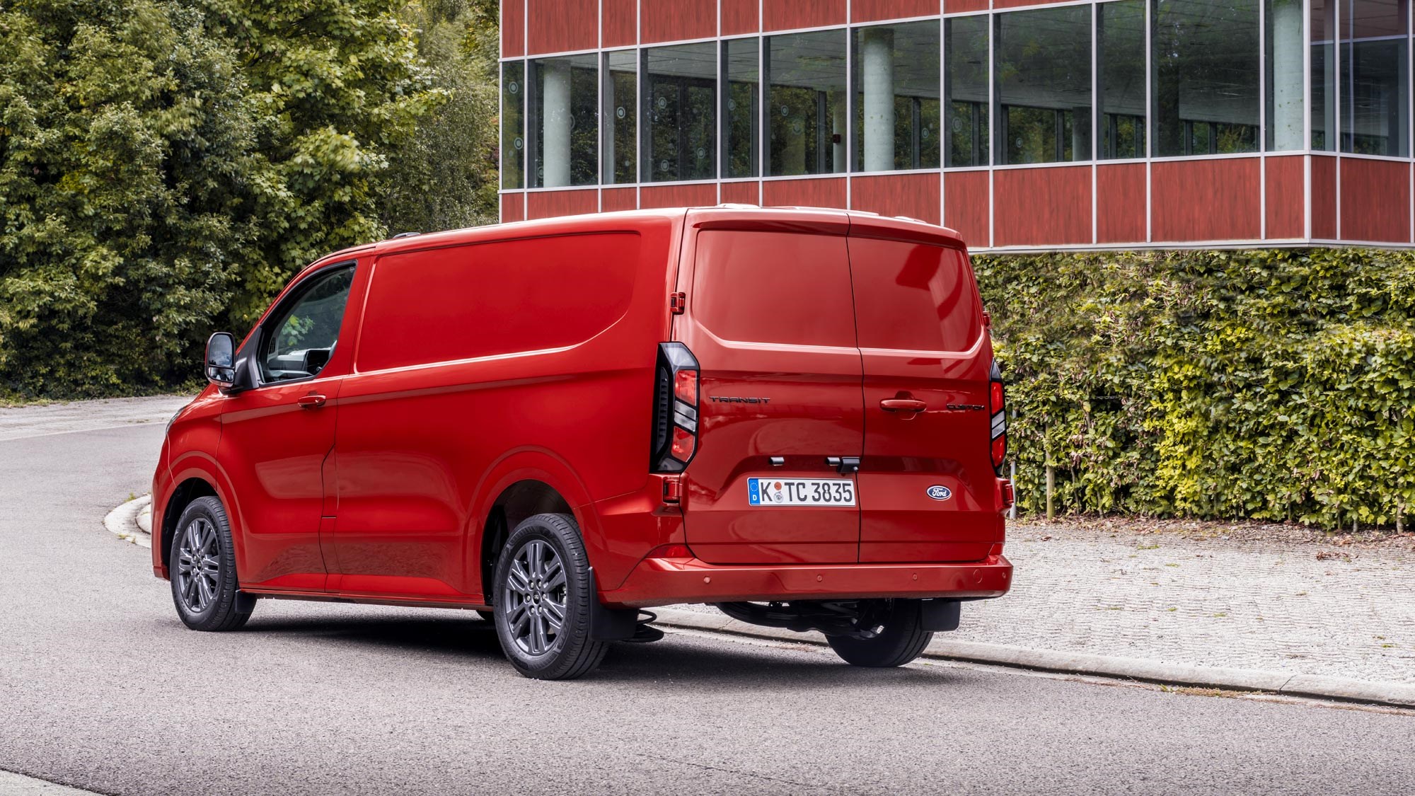 New Ford E-Transit Custom 2023 Review: Everything you need to know 