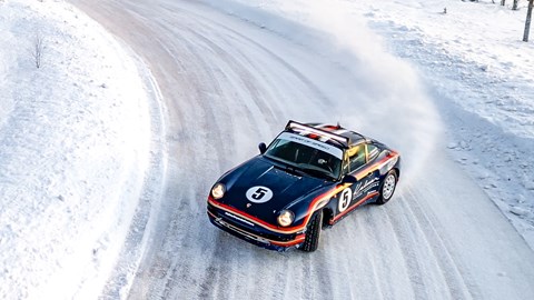 Air-cooled Porsche 911 ice-driving experiences, front, blue, drifting, frozen lake