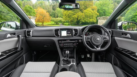 Kia Sportage Mk4 - interior