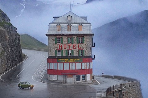 The ghostly Belvedere Hotel in Switzerland: stunning