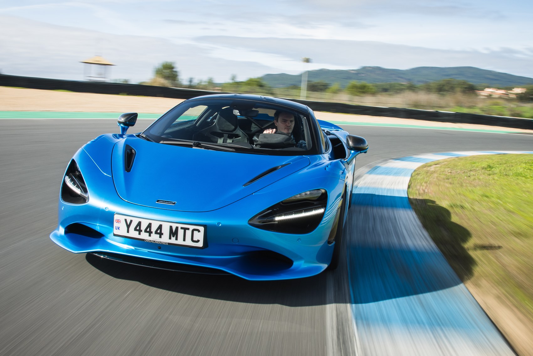 McLaren 720S: 5 Reasons Why It's Still Today's Greatest Supercar