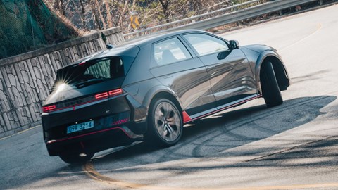 Hyundai Ioniq 5 N - rear drifting