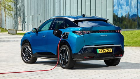 Peugeot E-3008 charging rear