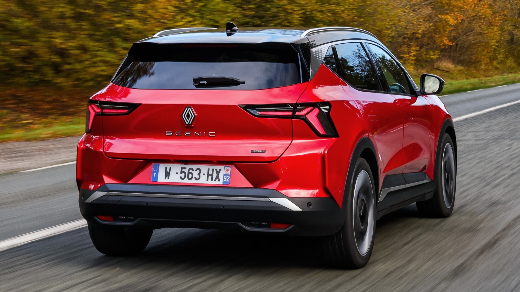 Renault Scenic E-Tech (2024) review: the mini-MPV reinvented as an electric  SUV