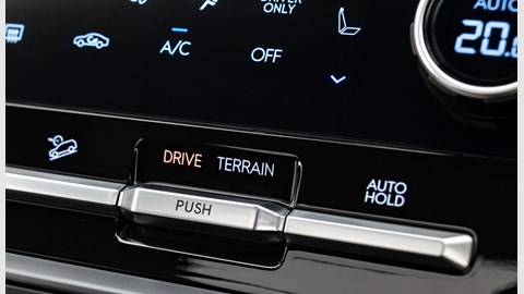 Hyundai Santa Fe review: still want that Discovery?