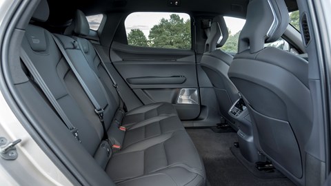 Polestar 3: roomy rear seats
