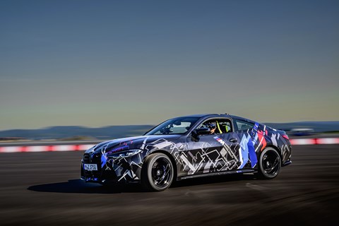 CAR drove the BMW M4 prototype with BMW M Mixed Reality headset