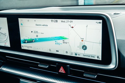 Hyundai Ioniq 6 infotainment: clear and simple to use