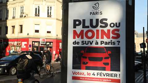 Paris votes to treble parking fees for heavy SUVs (Getty)
