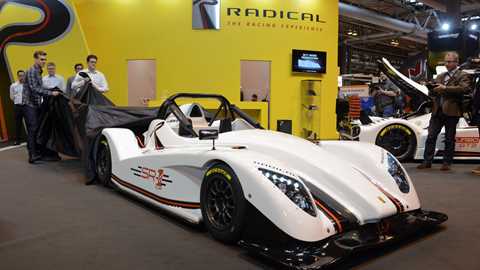 CAR's James Taylor and Radical's Will Brown unveil the 2017 SR1 