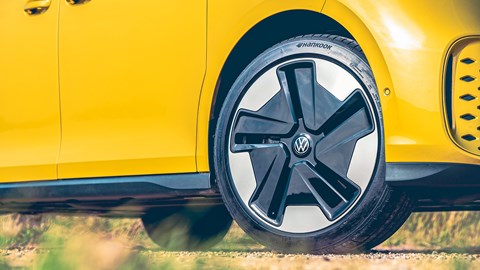 21-inch Bromberg alloy wheels a £515 optional extra