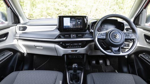 Suzuki Swift dash