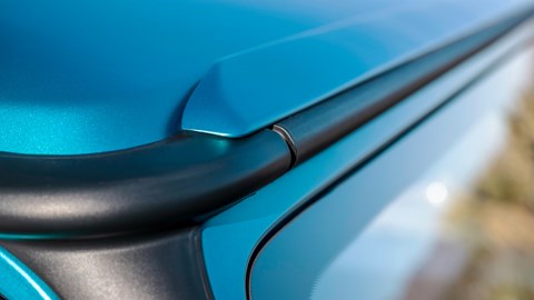 Mercedes G-Class windscreen spoiler