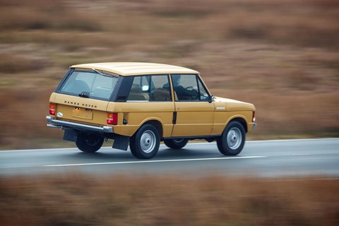 Bahama Gold! Wonderful retro paint job on Range Rover Classic