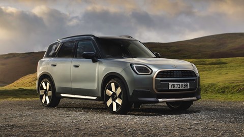 MINI Countryman (2024) review: front three quarter static, British B-road, silver and gold paint