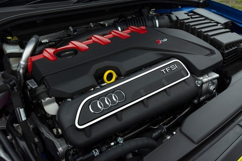 Audi RS3 Sportback 2017 engine cover