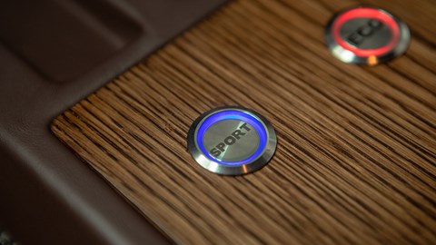 Sport and Eco buttons let you set up Rangie for different driving characteristics