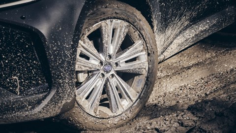 Subaru Solterra, wheel detail