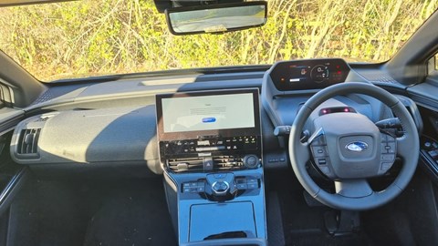 Subaru Solterra, dashboard