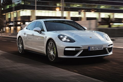 Porsche Panamera Turbo S PHEV