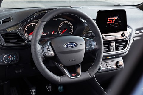 Ford Fiesta ST (2018) cabin