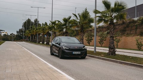 Born VZ distant shot on road