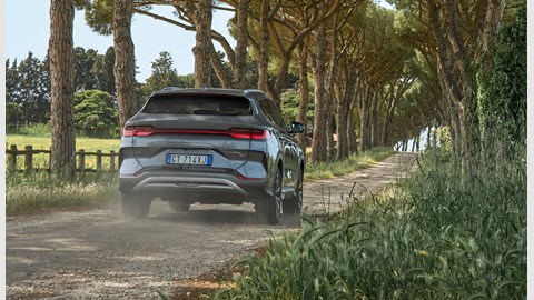 BYD Seal U DM-i hybrid (2024) review: chasing mediocrity