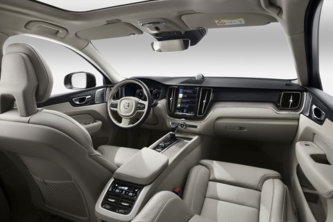 New Volvo XC60 at Geneva 2017 - interior