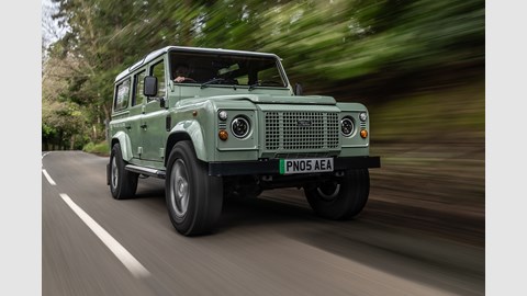 BEDEO Defender review: the electric conversion with in-wheel e-motors